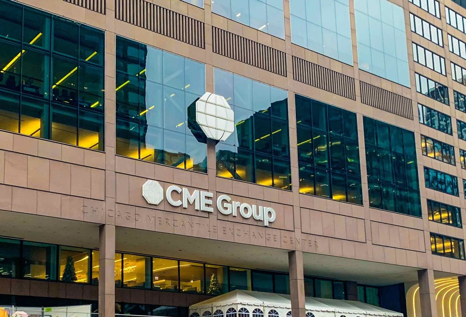 CME XRP futures exposure surges as token gains 40% in a week
