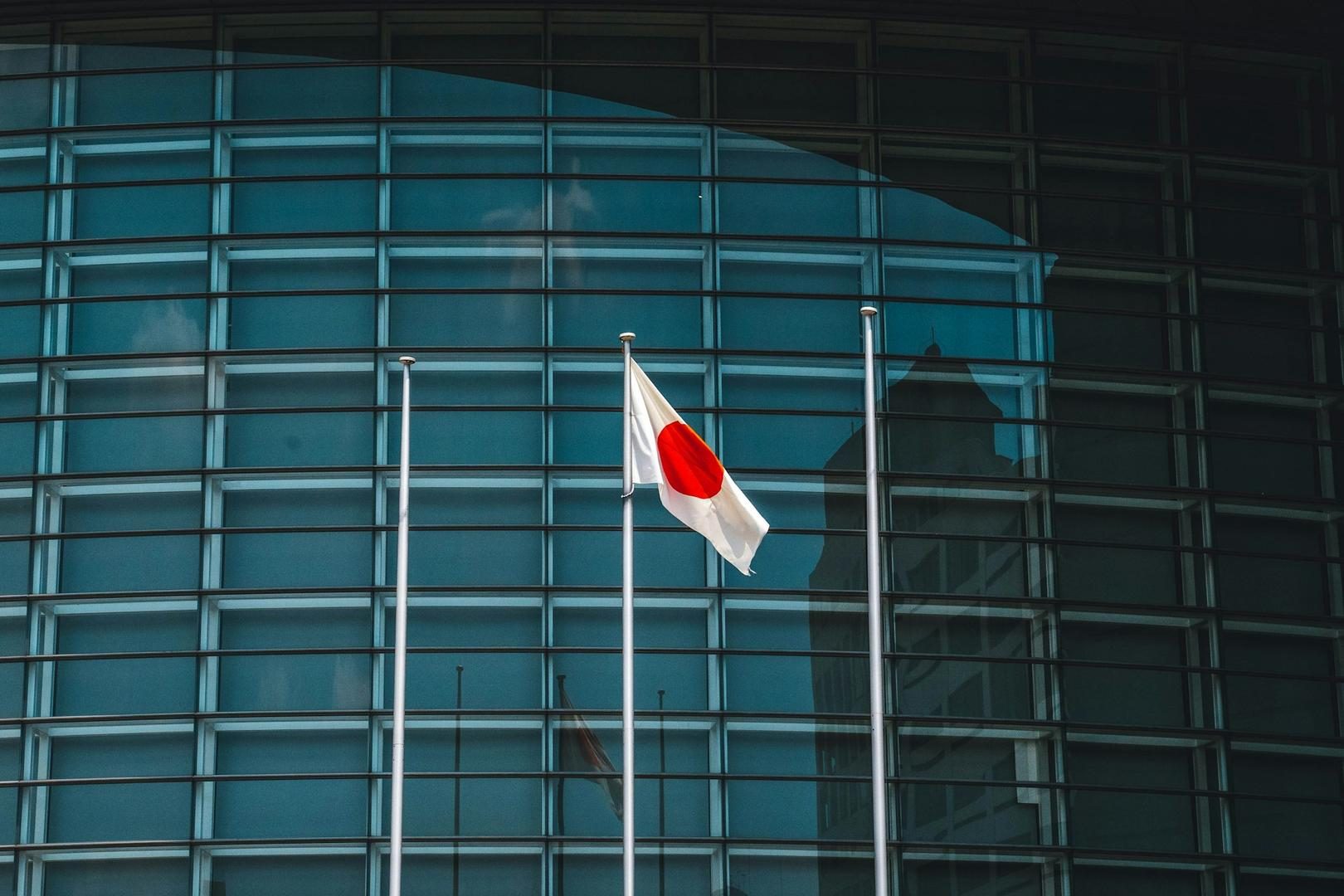 Bitcoin slides as yen weakens to 40-year low, dollar strengthens