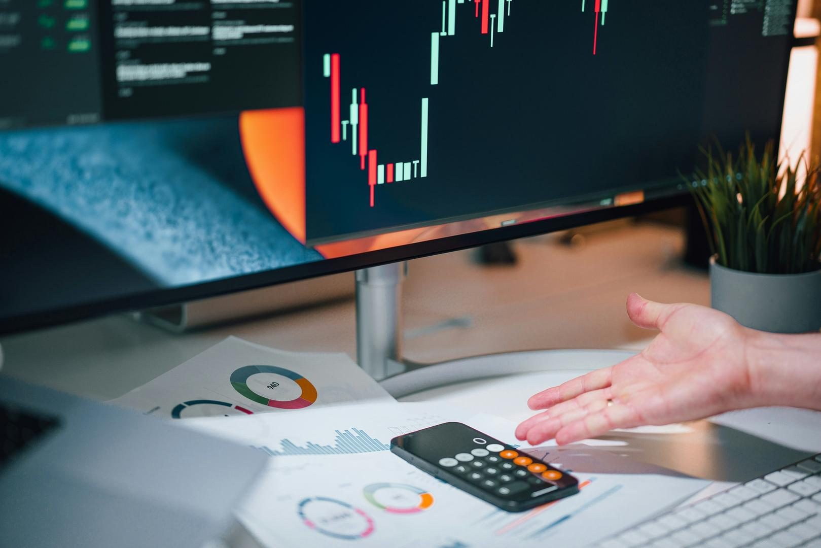 $570M in crypto longs liquidated as Clarity Act stalls