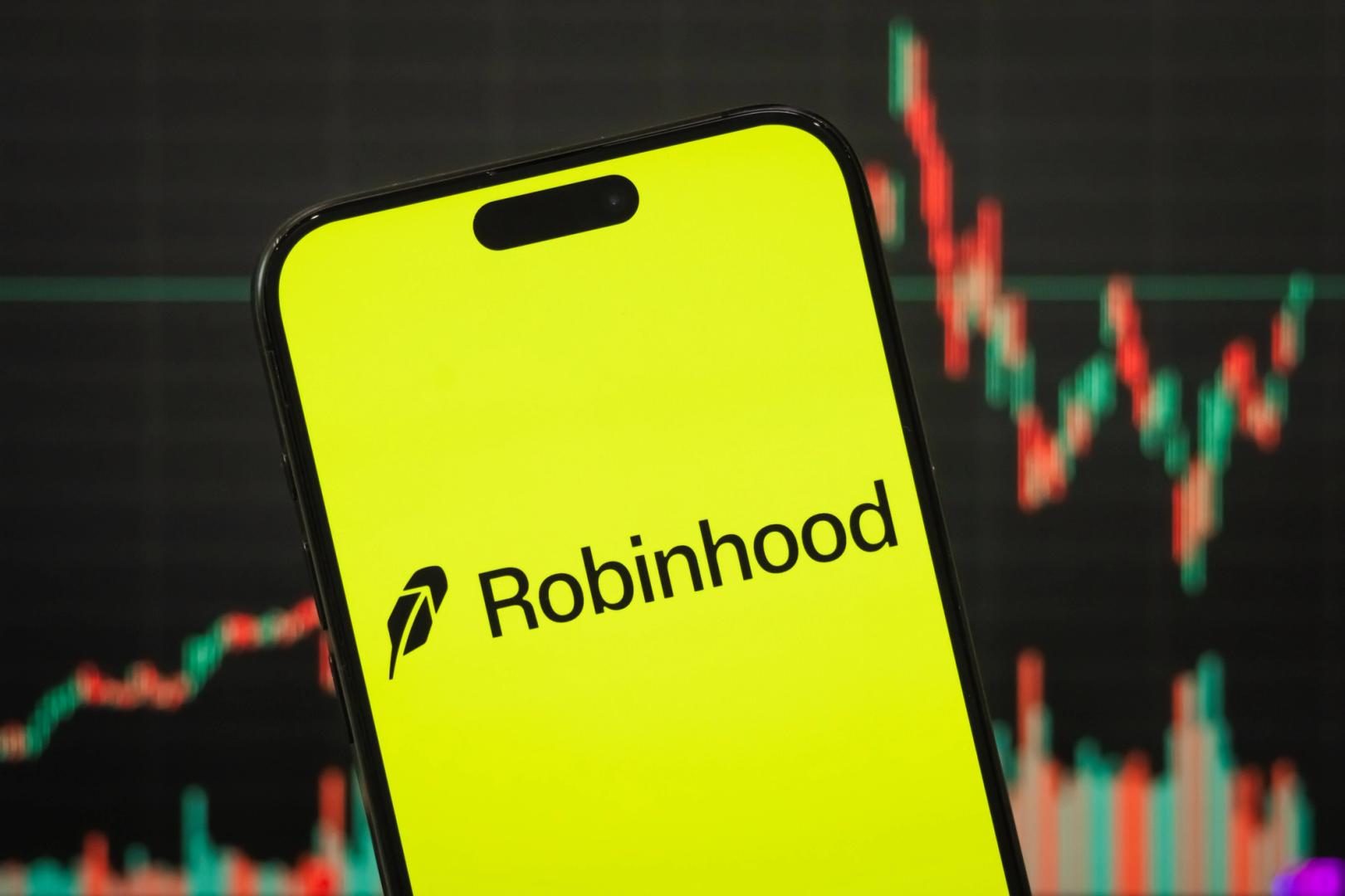 Robinhood Chain hits record daily transactions as memecoin activity surges