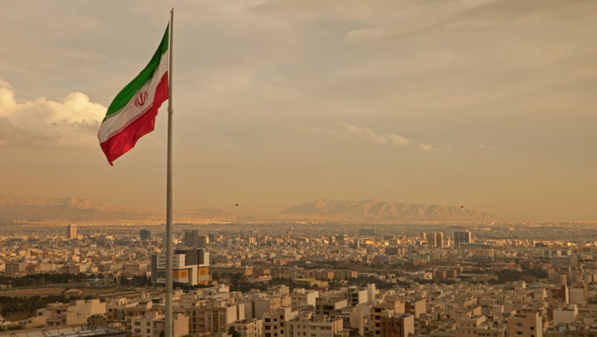 Iran relaxes currency rules, allowing exporters to use crypto for overseas earnings