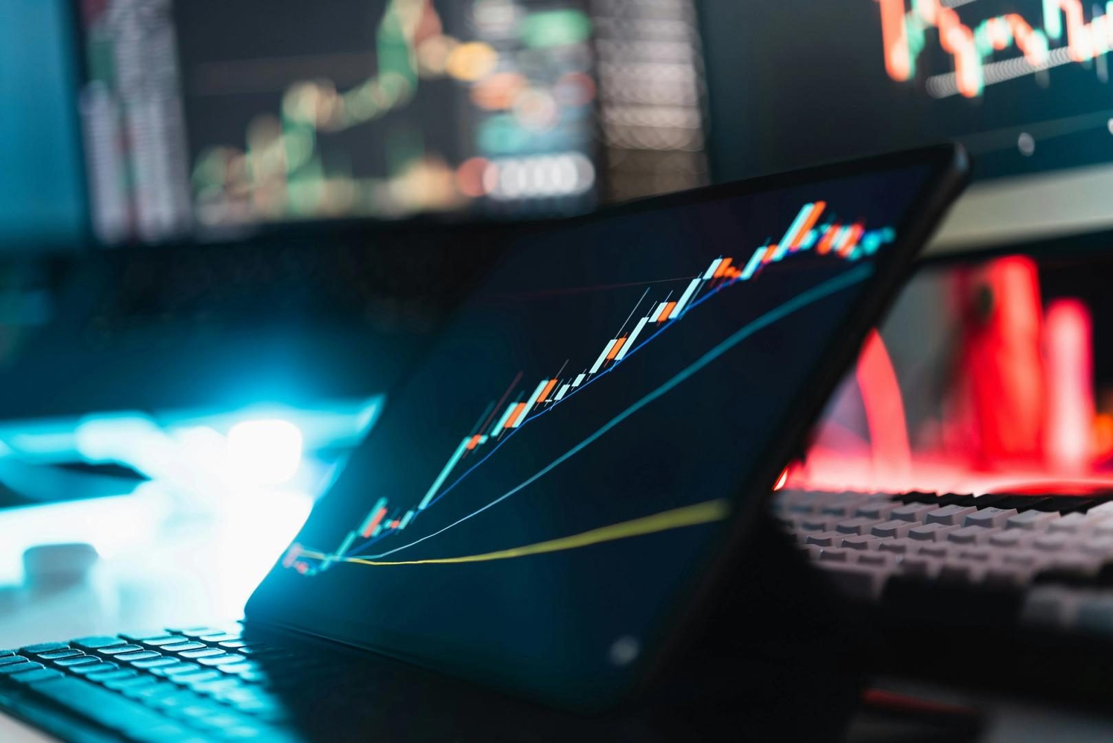 Bitcoin ETFs see $221M inflow, snapping 10-day outflow streak