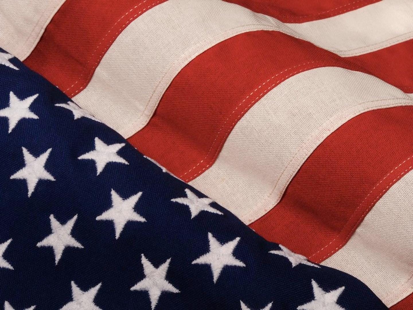 U.S. traders bet $571M on Polymarket political contracts despite platform ban