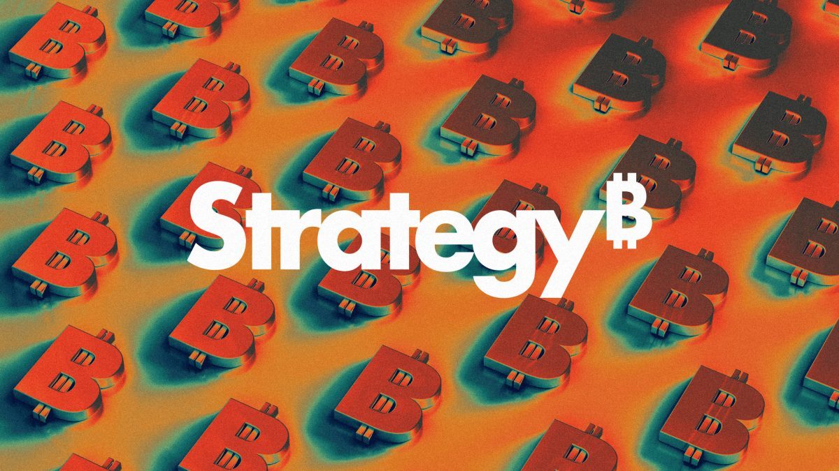 MicroStrategy offloads $334M in stock, holds BTC steady as cash reserves grow