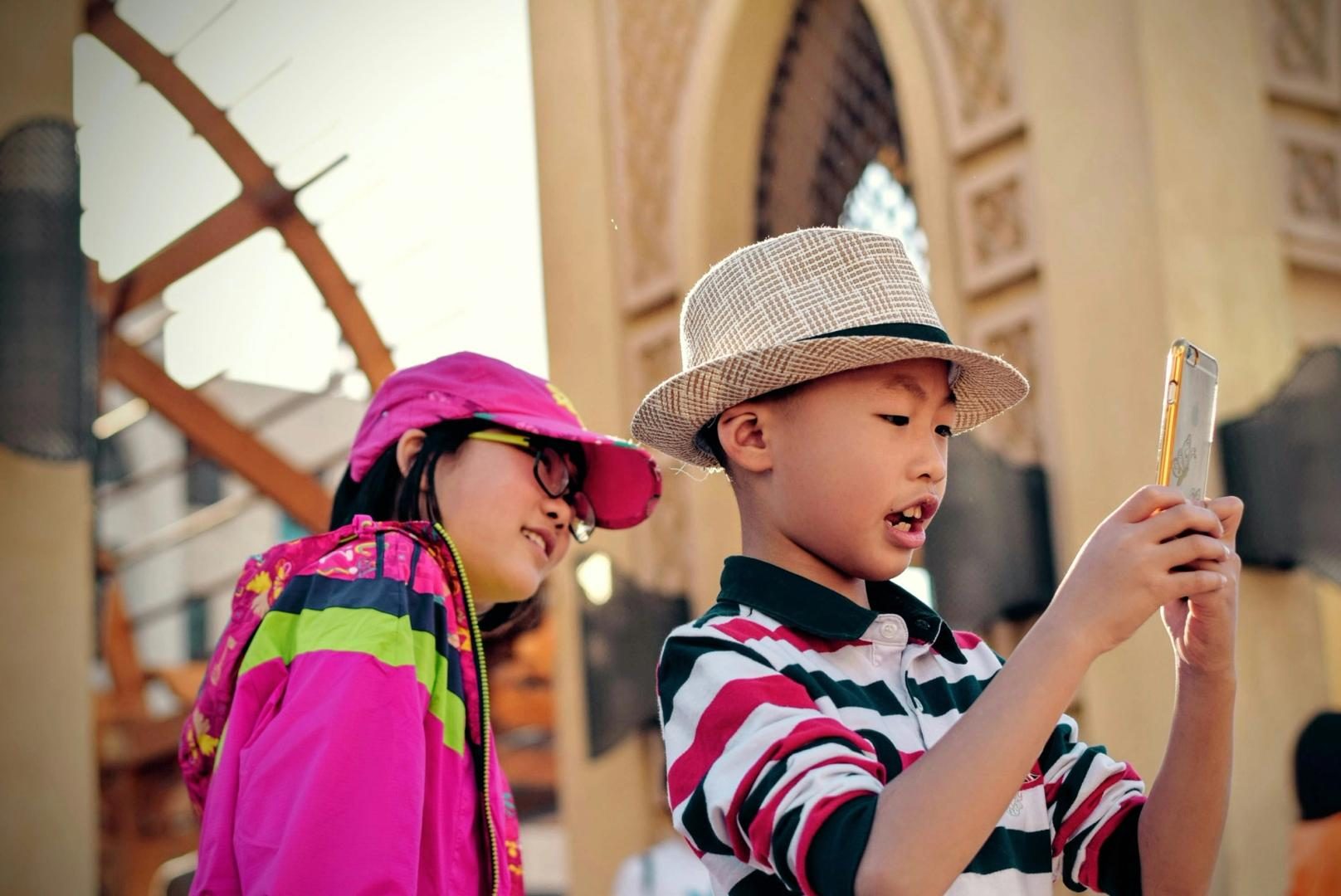 Crypto execs: younger generations may bypass traditional banking